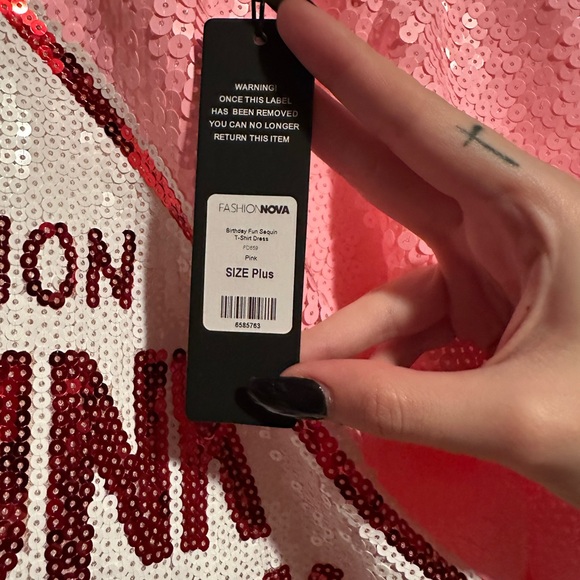 Dress - Picture 2 of 2